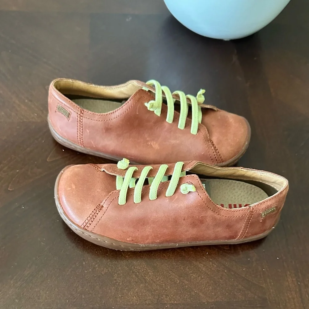 New CAMPER Boys/Girls Full-grain Leather Lace-up Shoes. Size 32 Made in Vietnam